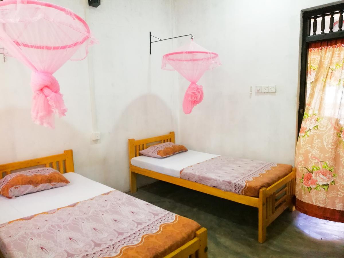 Juda Holiday Villa Batticaloa Bagian luar foto