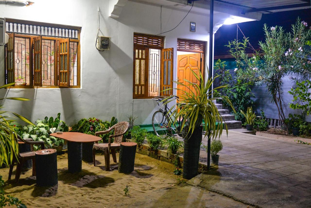 Juda Holiday Villa Batticaloa Bagian luar foto